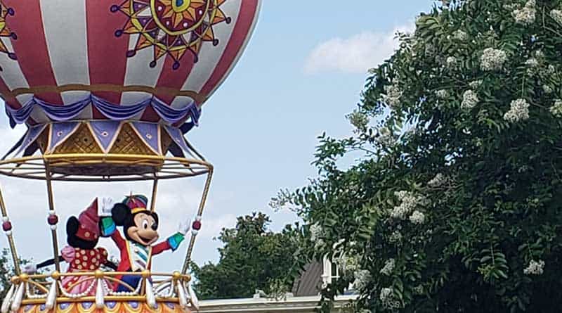 Disney Festival of Fantasy Parade