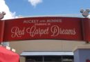 MIckey and Minney in Red Carpet Dreams