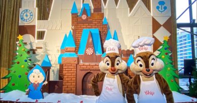 Disney's Contemporary Resort Gingerbread Display Grand Opening 2019!