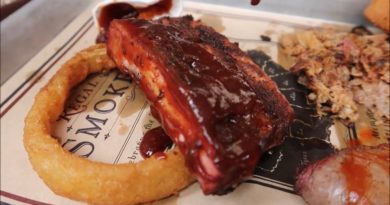 Regal Eagle Smokehouse - Is This The Best BBQ In Disney World ?